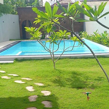 Ocean View Tourist Guest House At Negombo Beach Near The Airport Bagian luar foto
