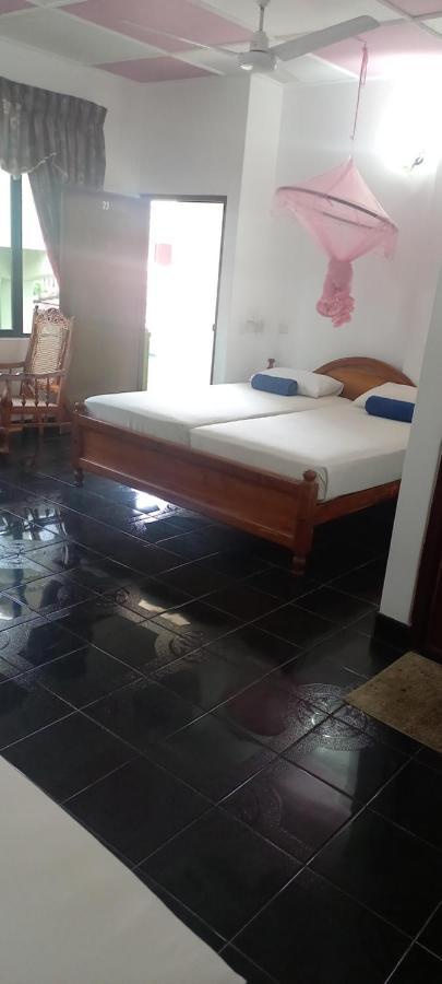 Ocean View Tourist Guest House At Negombo Beach Near The Airport Bagian luar foto