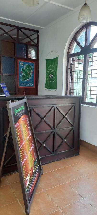 Ocean View Tourist Guest House At Negombo Beach Near The Airport Bagian luar foto