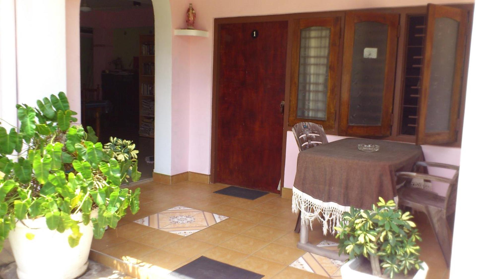 Ocean View Tourist Guest House At Negombo Beach Near The Airport Bagian luar foto