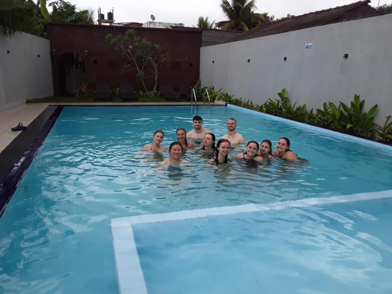 Ocean View Tourist Guest House At Negombo Beach Near The Airport Bagian luar foto