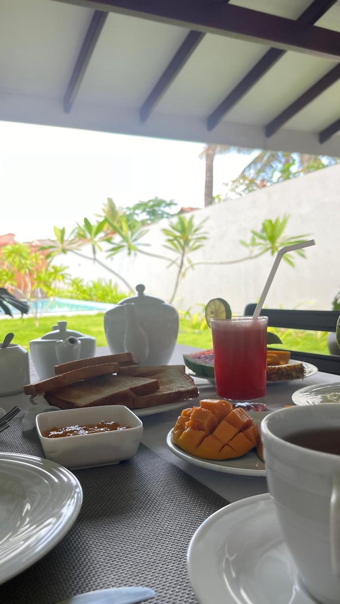 Ocean View Tourist Guest House At Negombo Beach Near The Airport Bagian luar foto