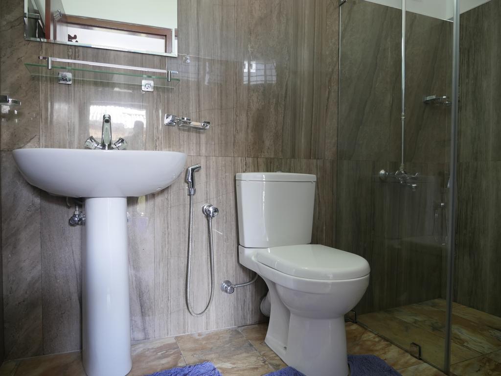 Ocean View Tourist Guest House At Negombo Beach Near The Airport Bagian luar foto