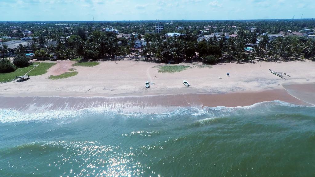 Ocean View Tourist Guest House At Negombo Beach Near The Airport Bagian luar foto