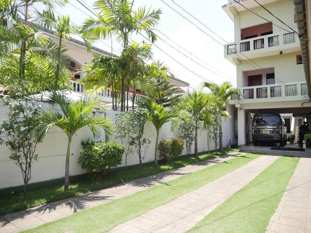 Ocean View Tourist Guest House At Negombo Beach Near The Airport Bagian luar foto